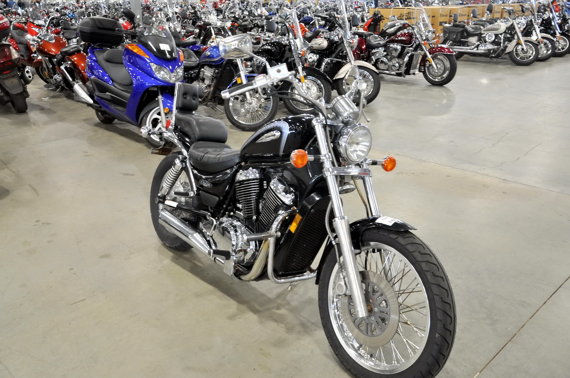 Купить мотоцикл Suzuki Intruder800 2002 фото 3
